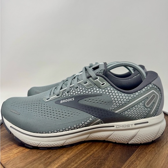 Brooks Ghost 14 Men’s Size 11.5 Grey/Alloy/Oyster 1103691D067 - Picture 2 of 7